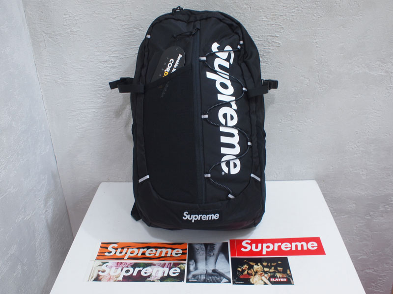 Supreme Backpack ブラック　リュック　ステッカー付
