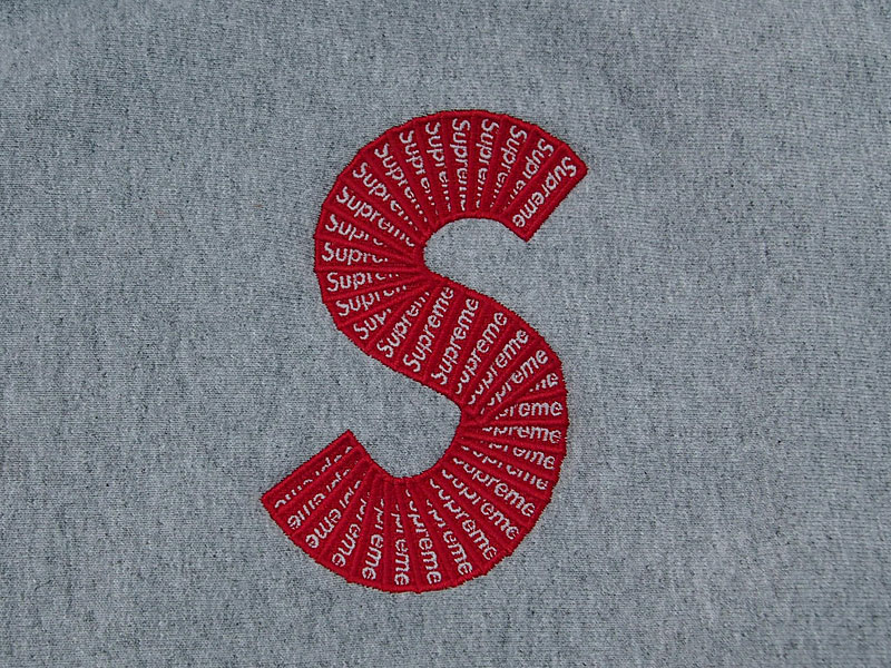Supreme 'S Logo Hooded Sweatshirt'フーデッドスウェットシャツ プル