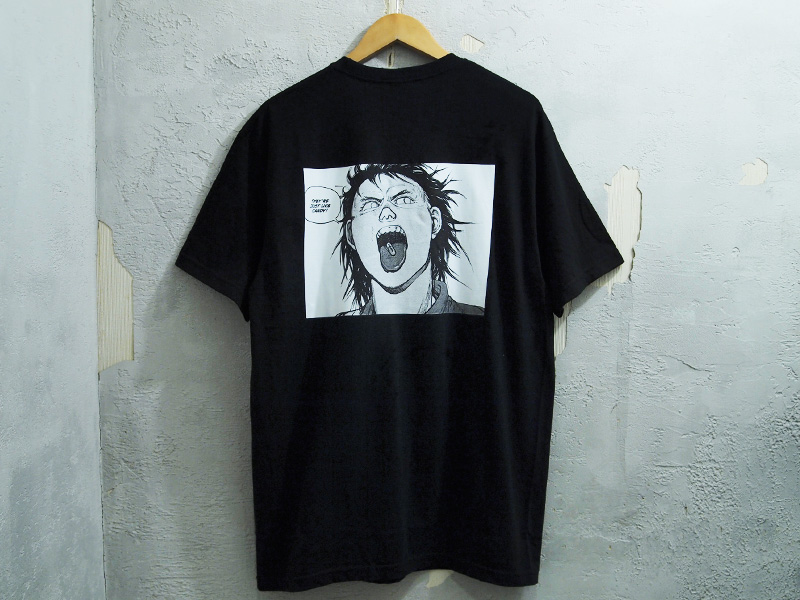 Supreme AKIRA アキラ　pill tee tシャツ 黒　mTシャツ/カットソー(半袖/袖なし)