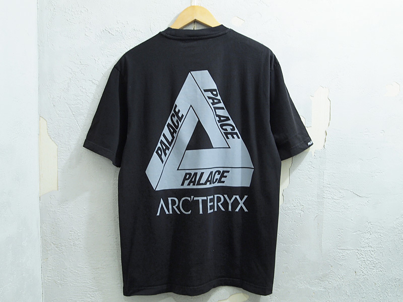 XL Palace MANGAST-Shirt 黒パレスTシャツAKIRA-